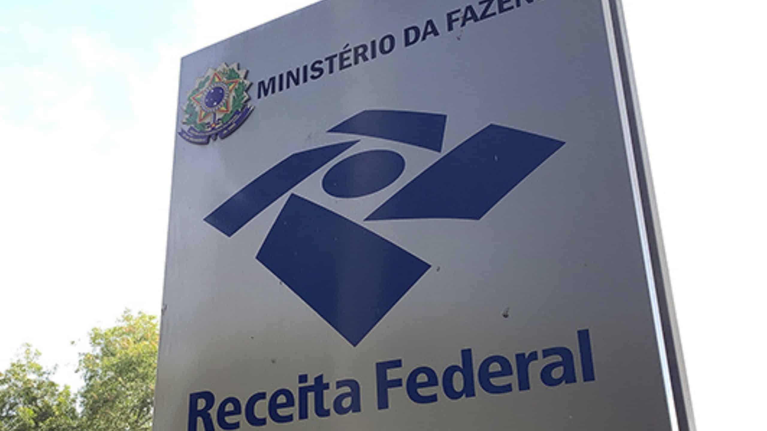Receita Federal encerra nesta segunda-feira,lances para leilão com iPad e notebook por R$ 1 mil