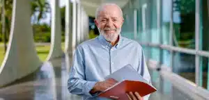 Prestes a vir à Paraíba, Lula é diagnosticado com labirintite e cancela compromissos após exames no Sírio-Libanês