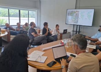 Governo da Paraíba assina ordem de serviço e avança na regularização fundiária de comunidades em João Pessoa