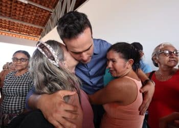 Governador Lucas Ribeiro entrega Cidade Madura de Catolé do Rocha e assina ordem de serviço do Centro Poliesportivo de São Bento