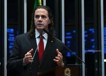 VÍDEO: Veneziano denuncia riscos que o leilão da Cagepa já consumado pelo Governo do Estado acarretará aos paraibanos