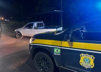 PRF na Paraíba recupera picape roubada há um mês e detém condutor na BR-230