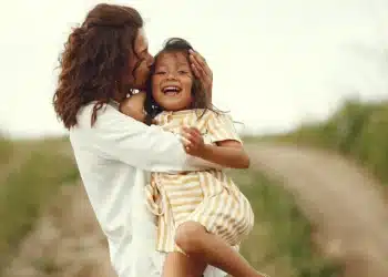Dia das Mães: como surgiu a data e por que é celebrada em maio