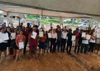 Famílias do Assentamento Boa Esperança, em Jacaraú, comemoram títulos definitivos