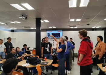 Mensalidades do ensino superior privado caem 4,3% em 2026