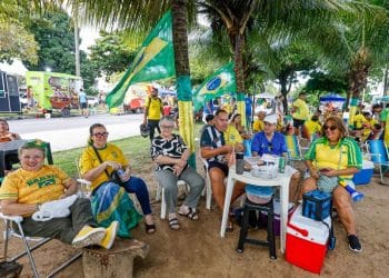 Parque das Três Ruas fica verde e amarelo para a estreia da Seleção Brasileira na Copa do Mundo