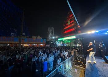 Capilé arrasta forrozeiros ao Palco Cultural e reforça sua ligação histórica com O Maior São João do Mundo
