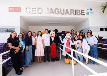 Julho Neon – Leo Bezerra incentiva prevenção e destaca atendimento especializado nos Centros de Odontologia de João Pessoa