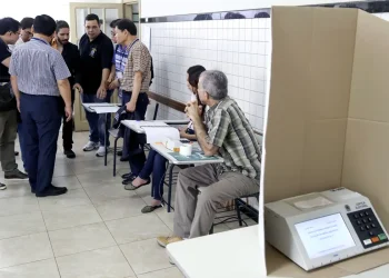 Justiça Eleitoral começa a convocar mesários para eleições de outubro