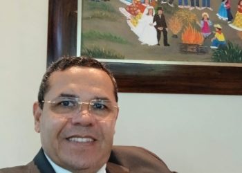 Assis Freire é definido como 2º suplente de André Gadelha na disputa pelo Senado