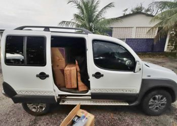 PRF na Paraíba apreende 15 mil maços de cigarros contrabandeados após perseguição pela BR-230