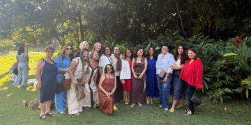 Livro reúne entrevistas com dezenas de mulheres jornalistas
