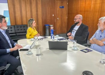 Luiz Couto propõe parceria com Sebrae para ampliar inclusão de pessoas neurodivergentes no turismo