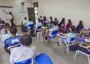 Pé-de-Meia paga hoje 5ª parcela a alunos nascidos em julho e agosto