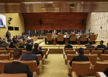 STF: plenário vai decidir se julgará Moraes e Mendonça simultaneamente
