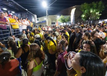 João Azevêdo destaca R$ 1 bilhão em Cajazeiras e projeta atuação municipalista no Senado