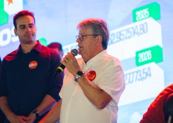 João Azevêdo destaca compromisso de Lula com o SUS e confia em aumento de votação do presidente na Paraíba
